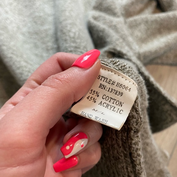 Dreamers by debut Cozy open cardigan sold out on Nordstrom‘s size M/L. - Picture 12 of 14